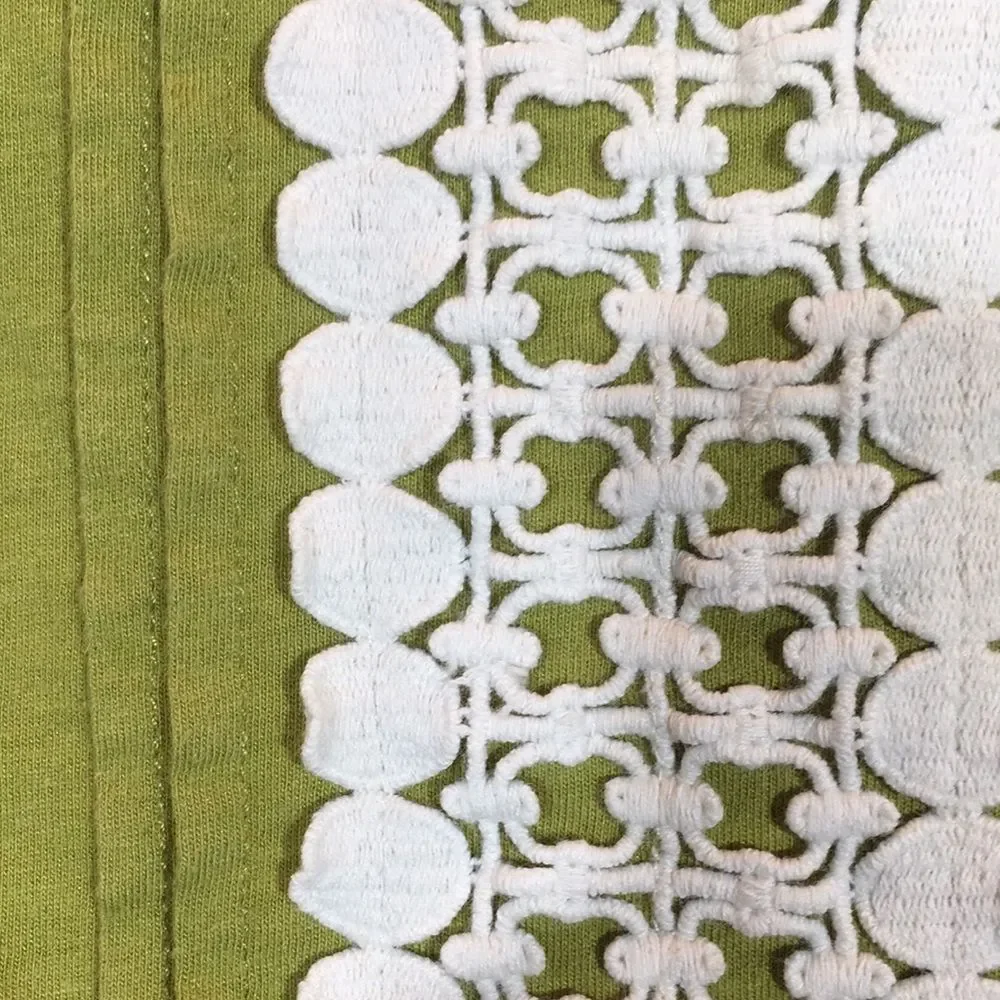 Deletta Green Sleeveless Top with Crochet Detail - Picture 3 of 4